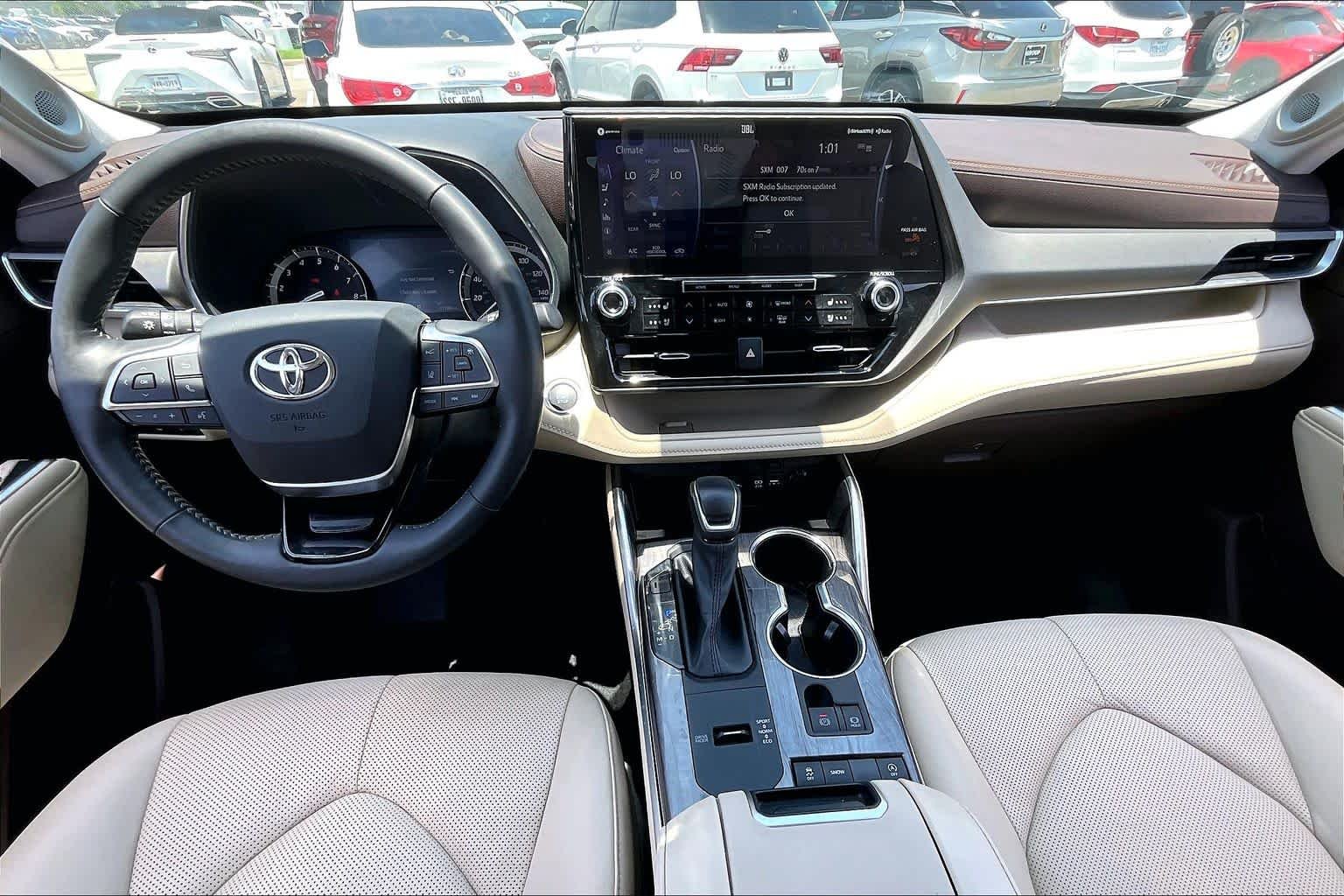 Used 2021 Blizzard Pearl Toyota Limited image 14