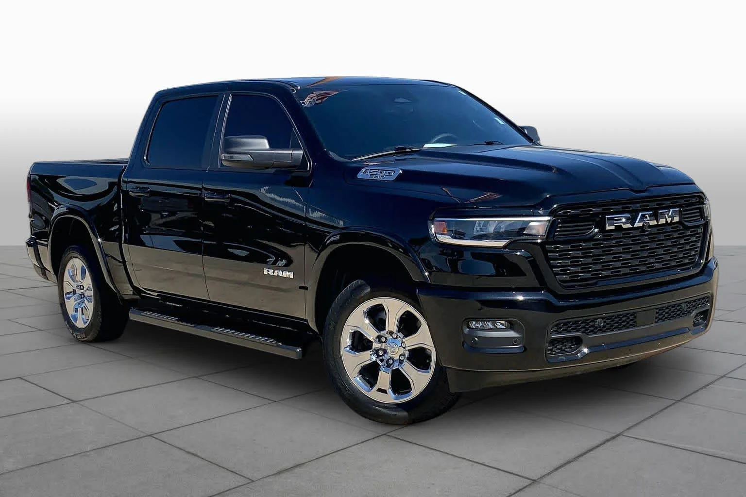 Used 2025 Diamond Black Crystal Pearlcoat Ram Big Horn image 3