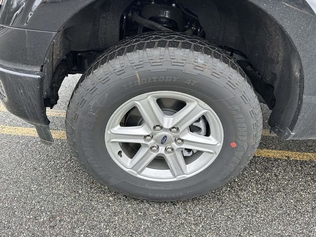 New 2026 Agate Black Metallic Ford XLT image 28