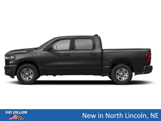 New 2026 Diamond Black Crystal Pearl-Coat Exterior Paint RAM Tradesman image 3
