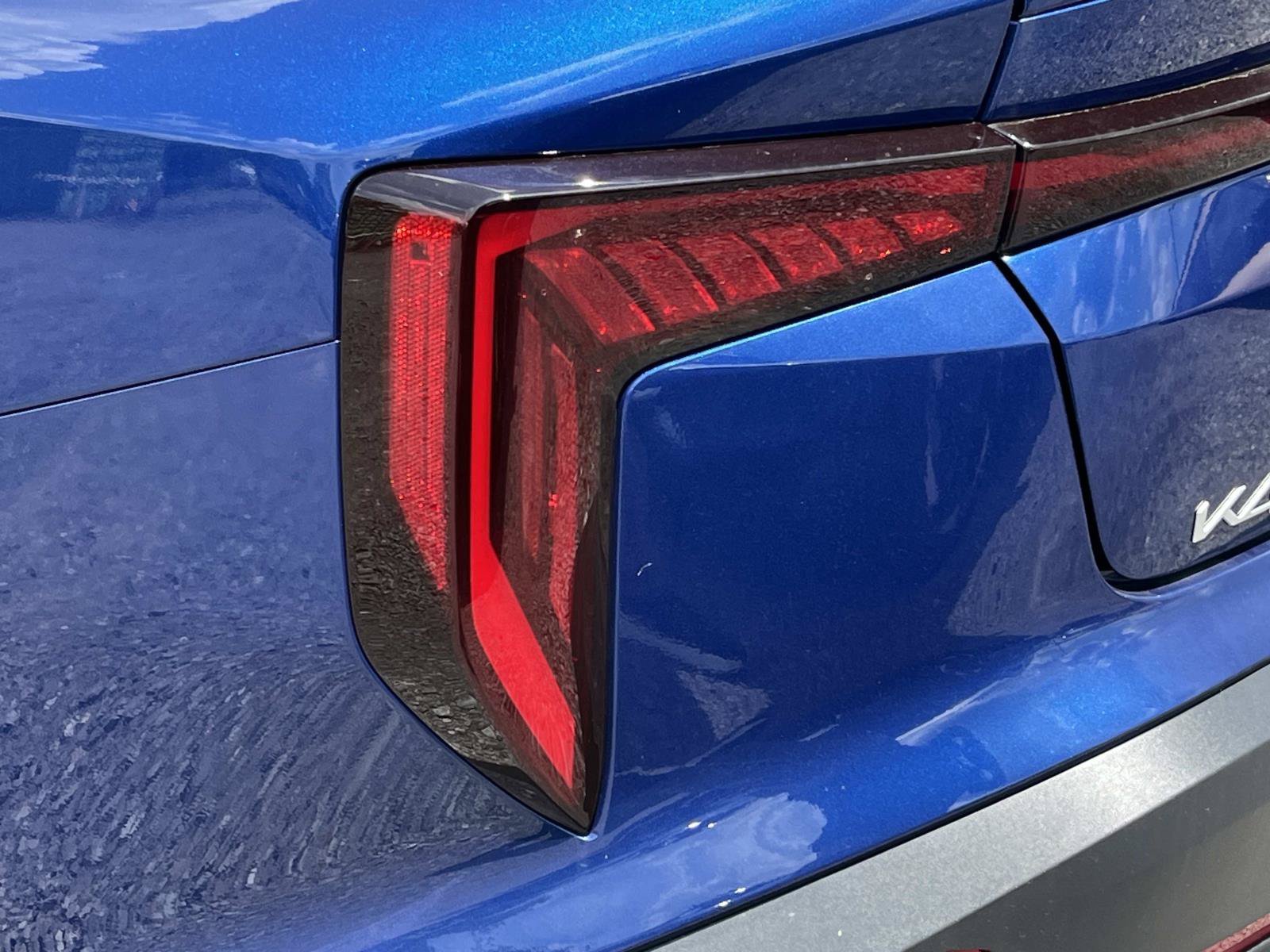 New 2026 Deep Sea Blue Kia LXS image 10