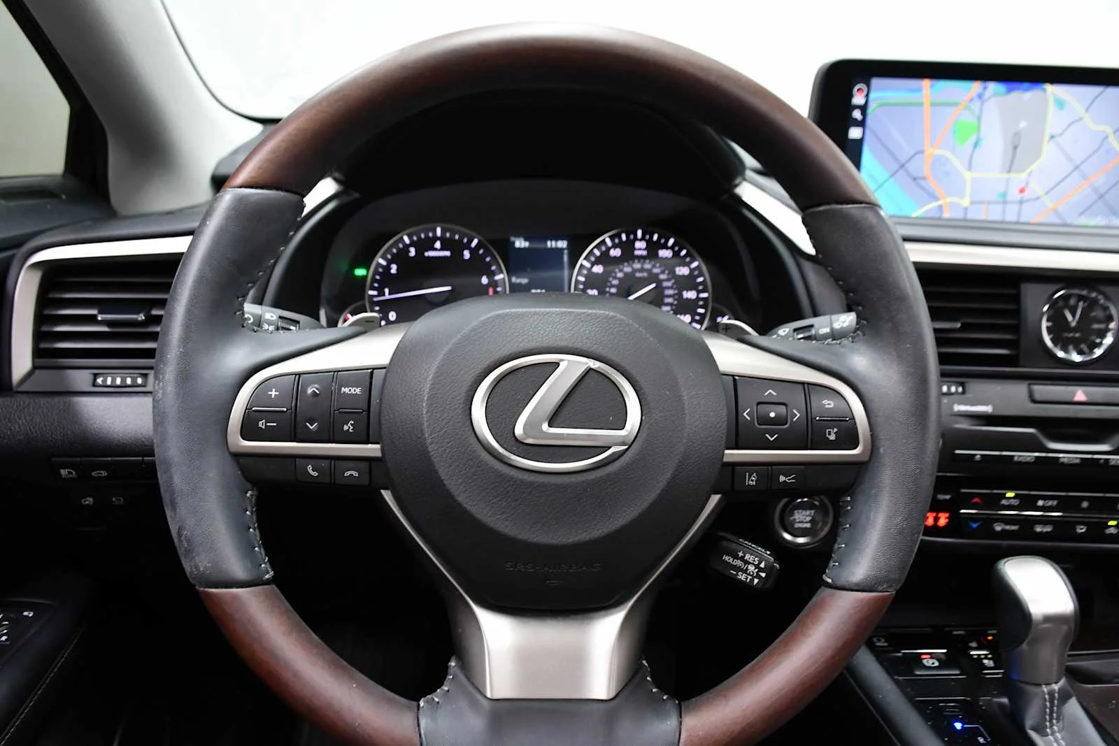 Certified Used 2022 Eminent White Pearl Lexus  image 18