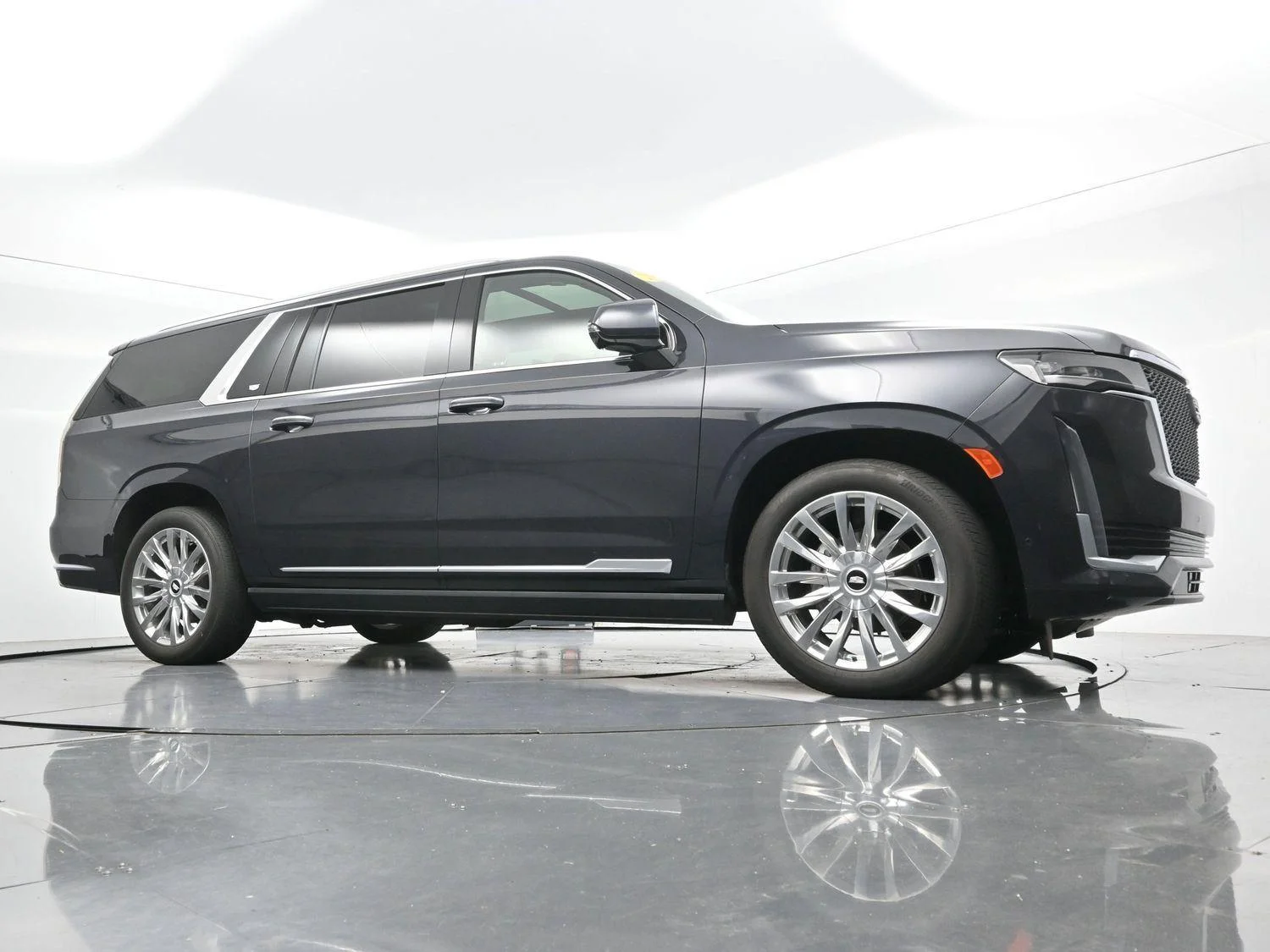 Used 2024 Galactic Gray Metallic Cadillac Premium Luxury Platinum image 51