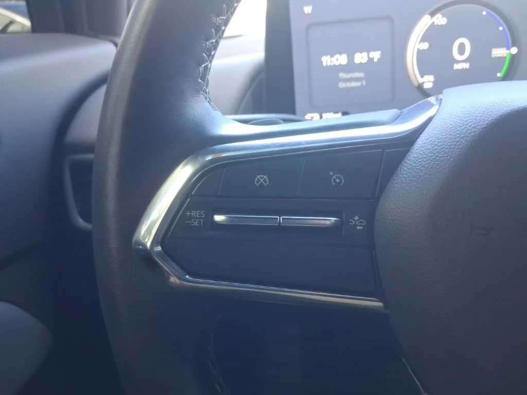 Used 2024  Honda Touring image 31