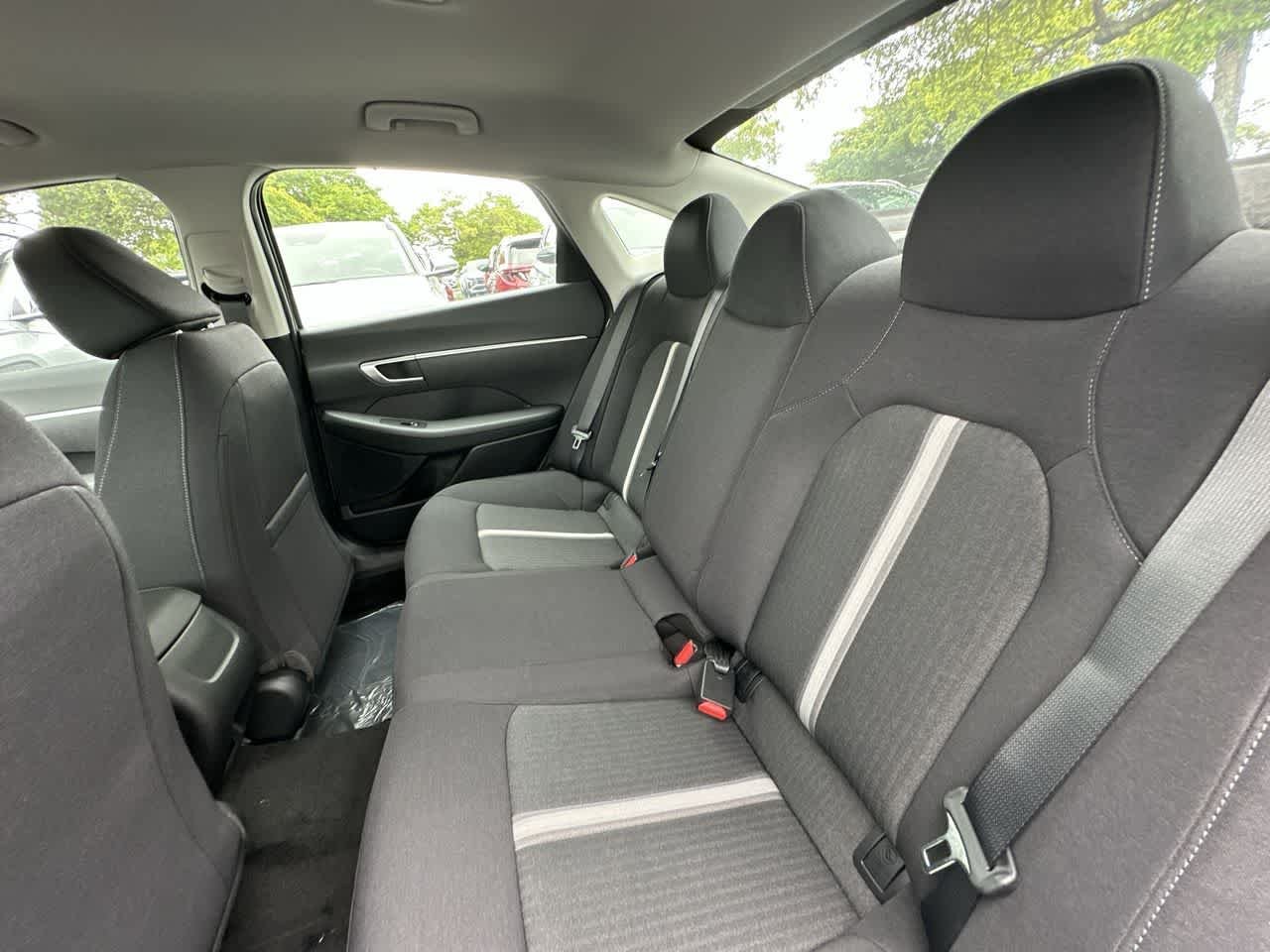 New 2026 Aero Silver Hyundai SE image 22