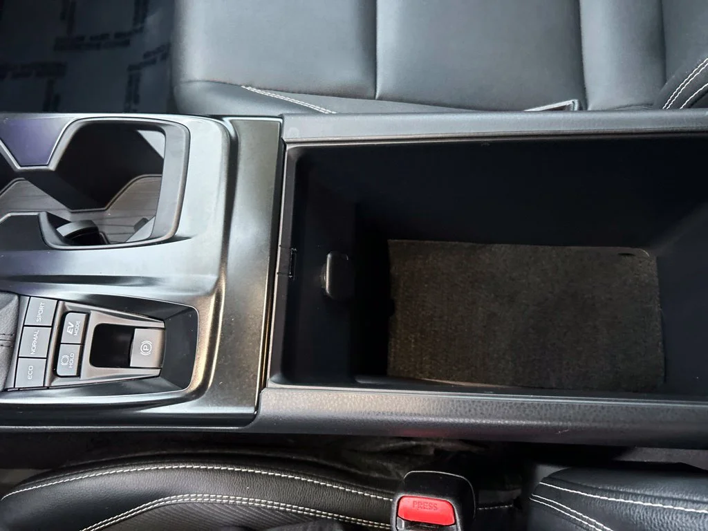 Certified Used 2025  Toyota SE image 23