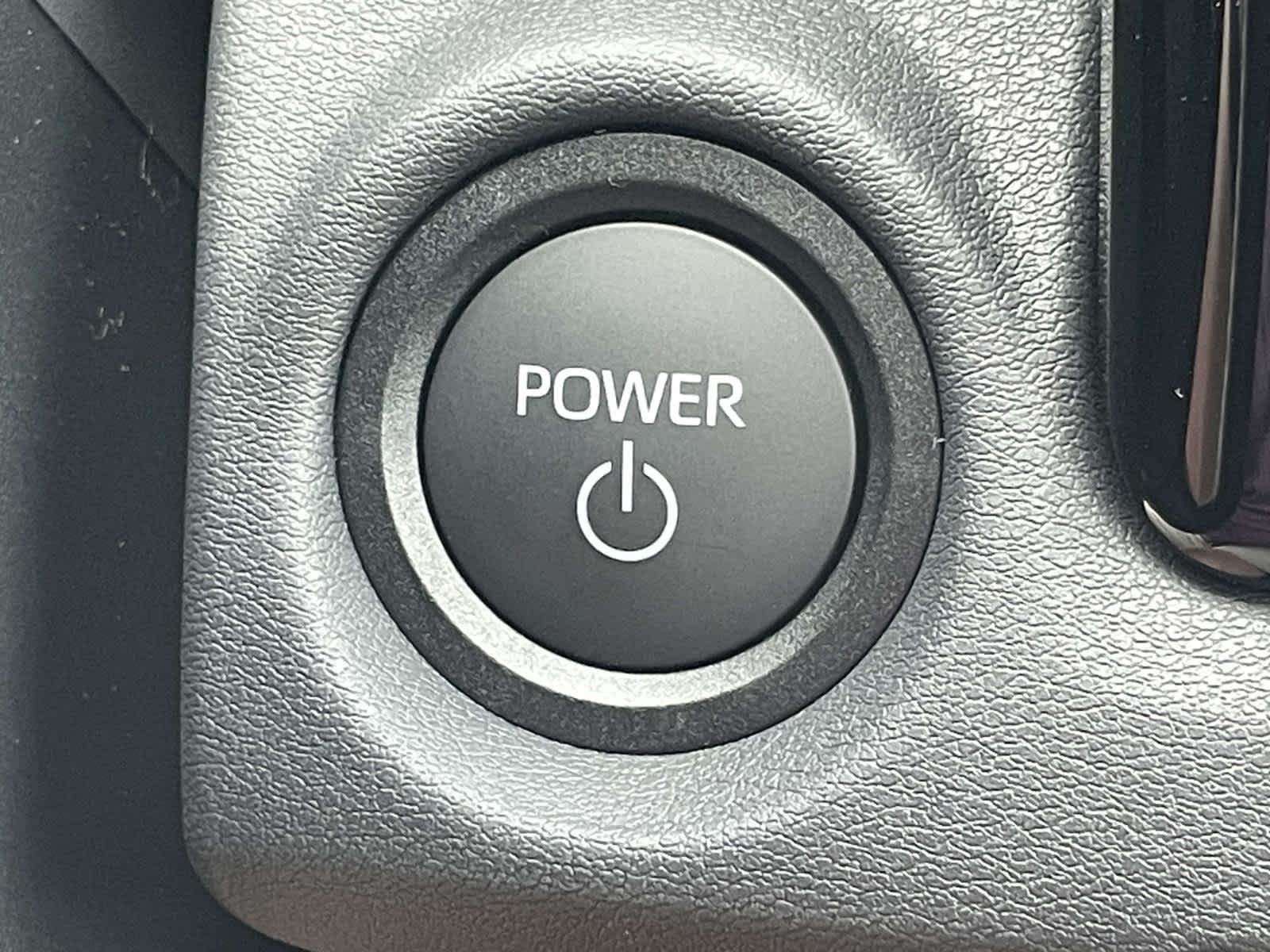 2026 Toyota C-HR SE - Photo 28