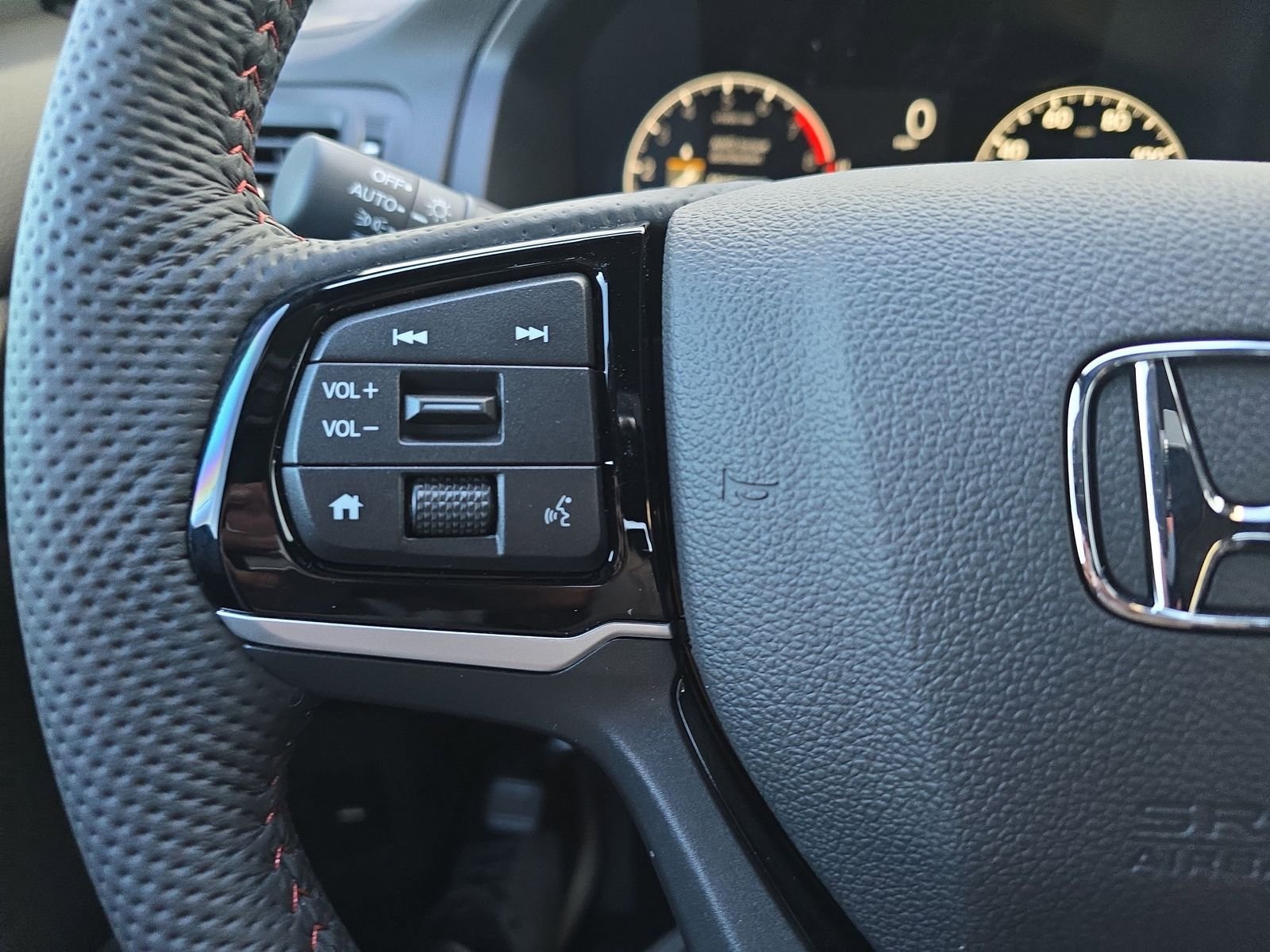 2026 Honda Ridgeline Black Edition - Photo 18