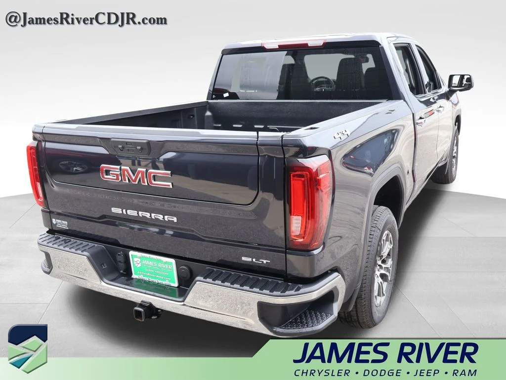 Used 2025 Silver GMC SLT image 5