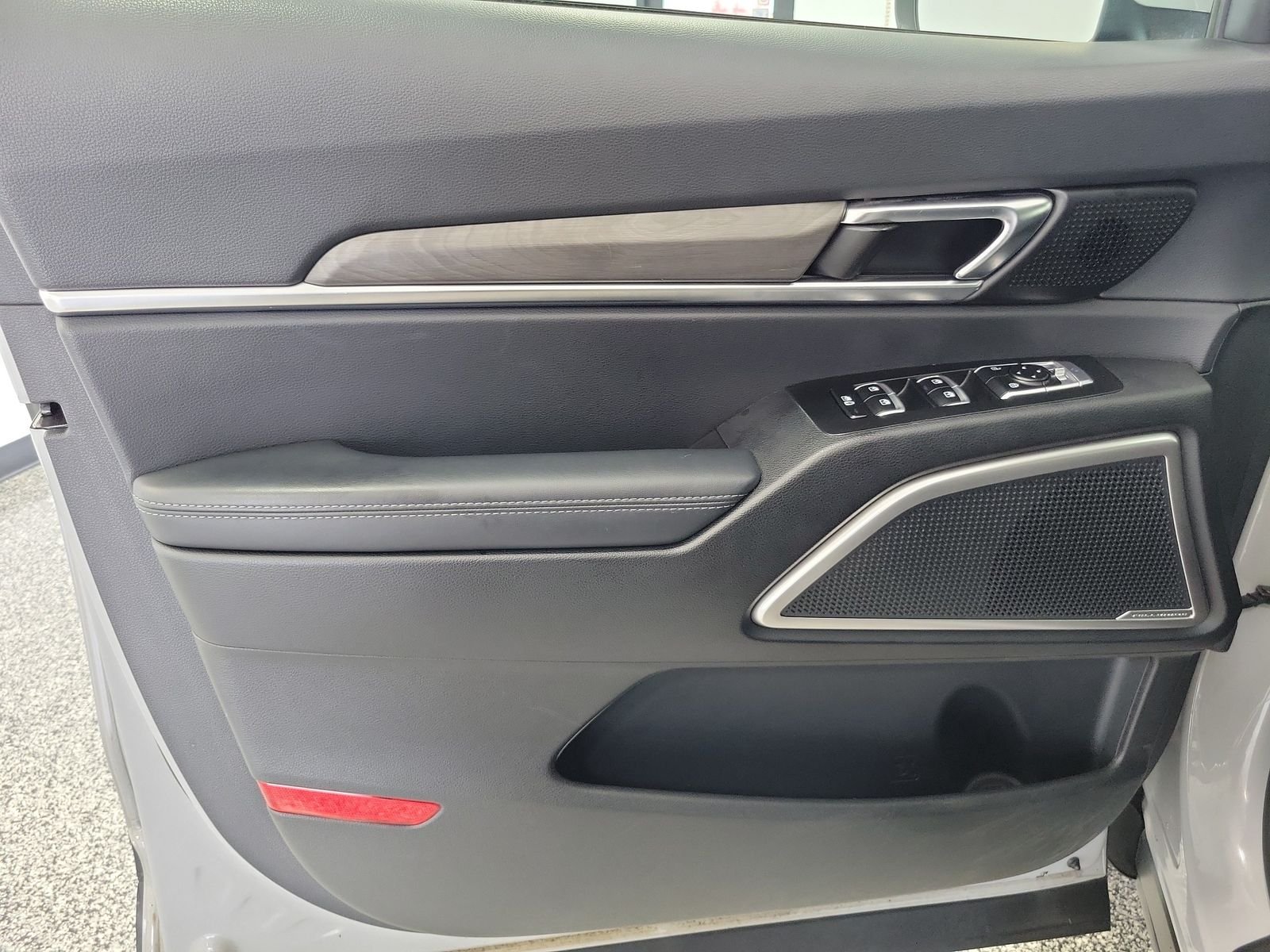 Used 2024 Gray Kia EX X-Line image 6