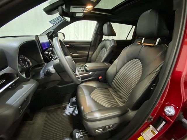 2023 Toyota Highlander XSE - Photo 10
