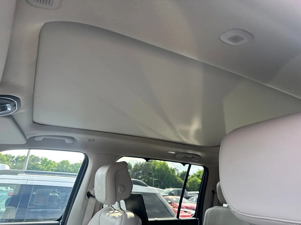 Used 2024 Gray Jeep Series III image 4