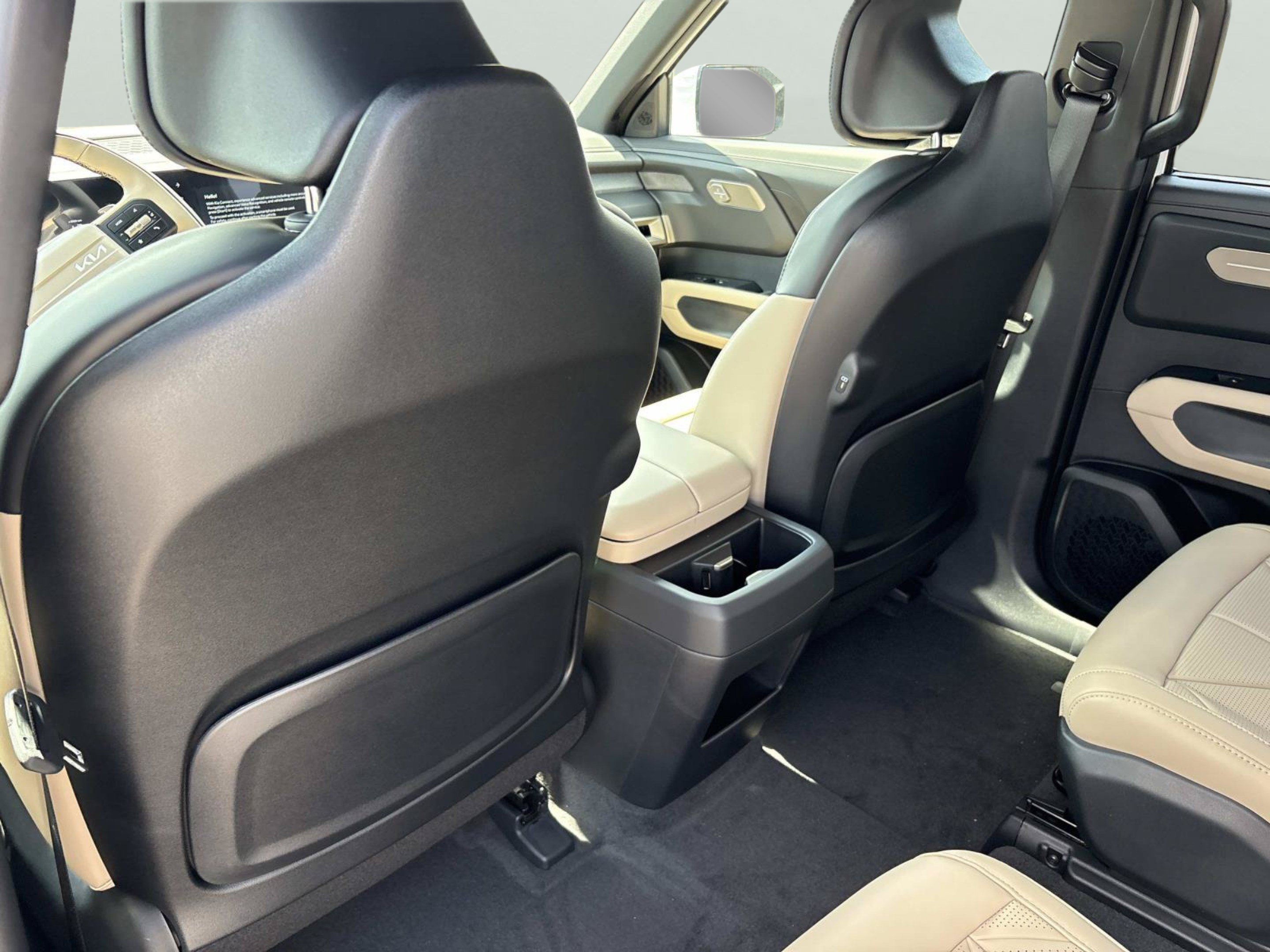 New 2027 Glacial White Pearl Kia EX image 14