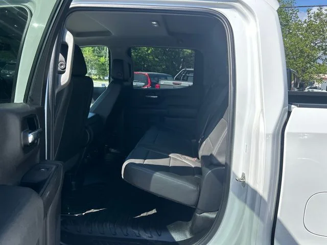 Used 2019 Summit White GMC Base image 23