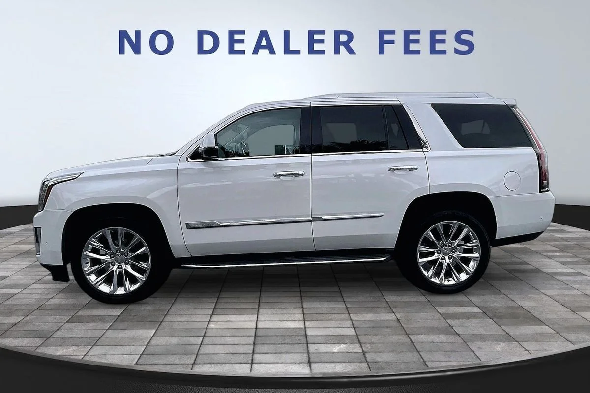 Used 2020 White Cadillac Luxury image 29
