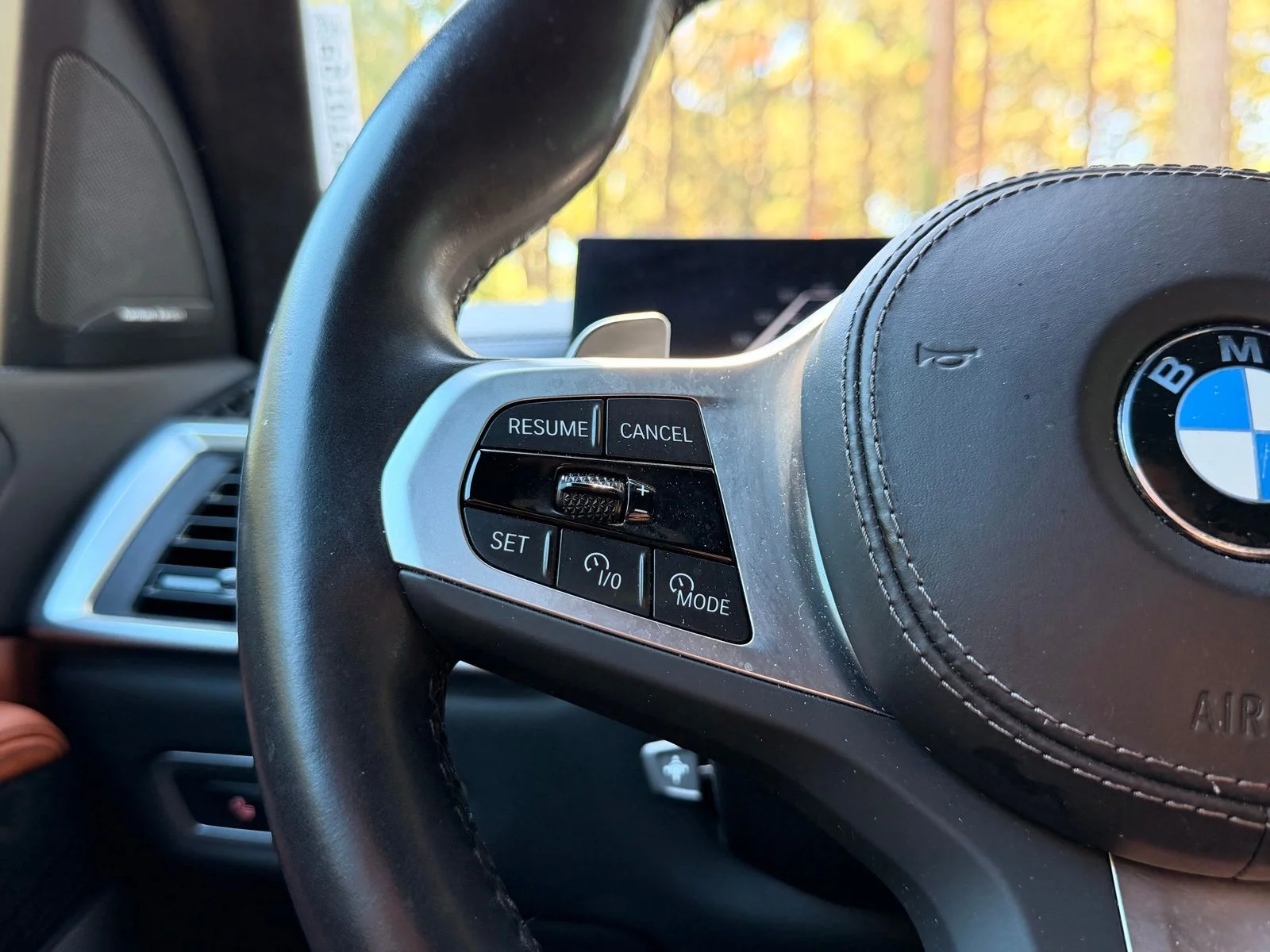 Used 2024 Skyscraper Gray Metallic BMW xDrive40i image 26