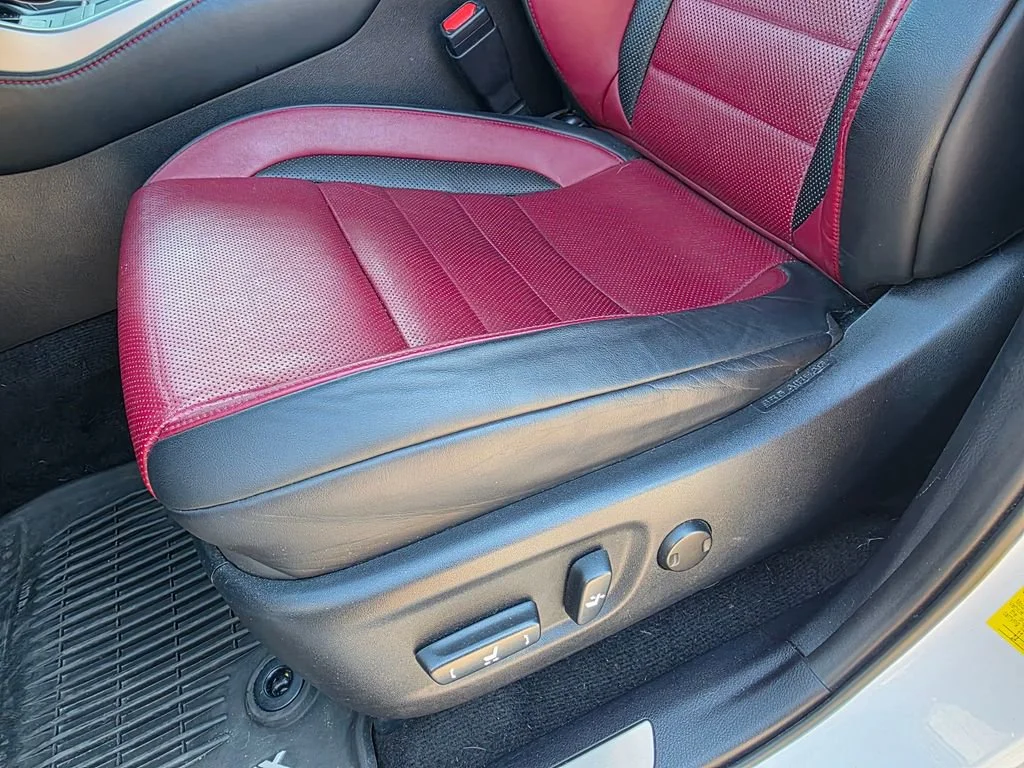 Used 2016 White Lexus F Sport image 12