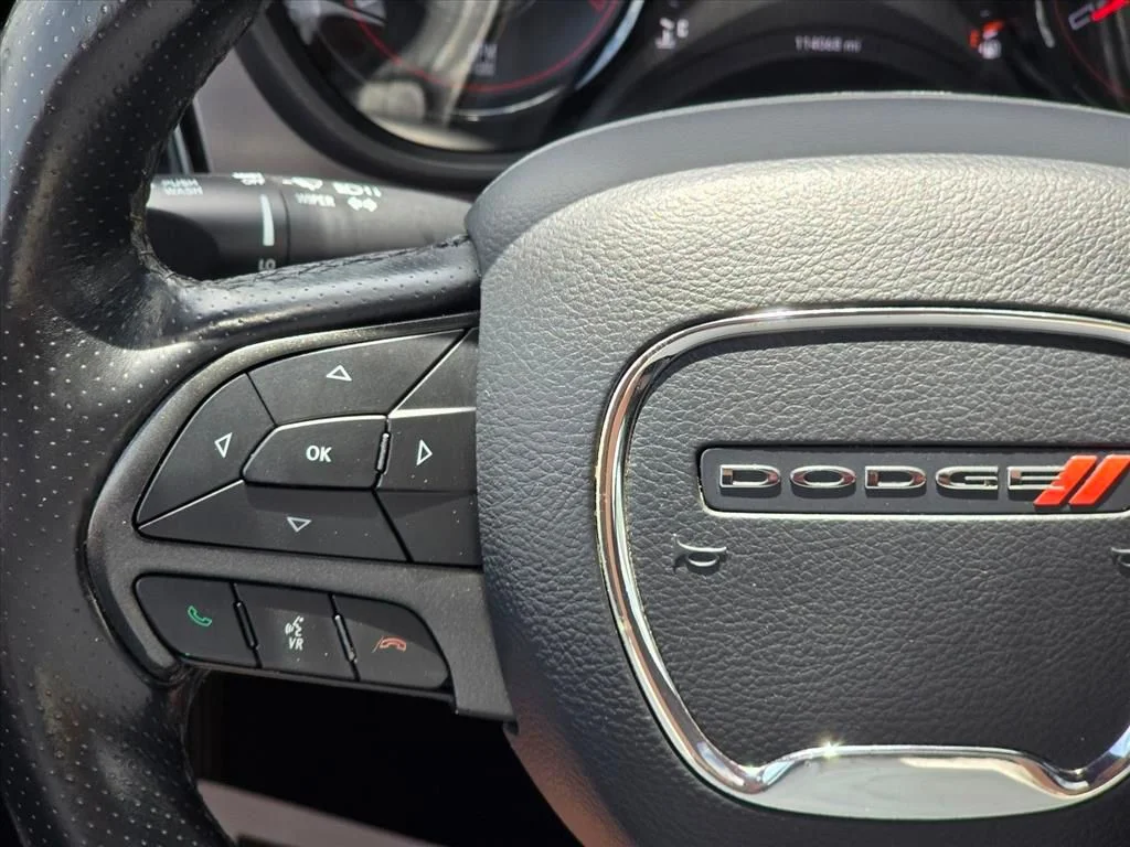 Used 2019 Black Dodge SXT image 16