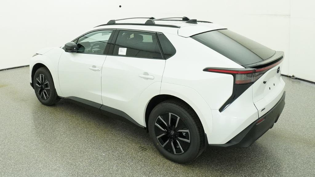 New 2026 Wind Chill Pearl Toyota XLE image 43
