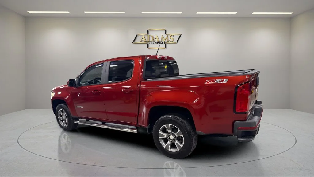 Used 2016 RED ROCK METALLIC Chevrolet 4WD Z71 image 4