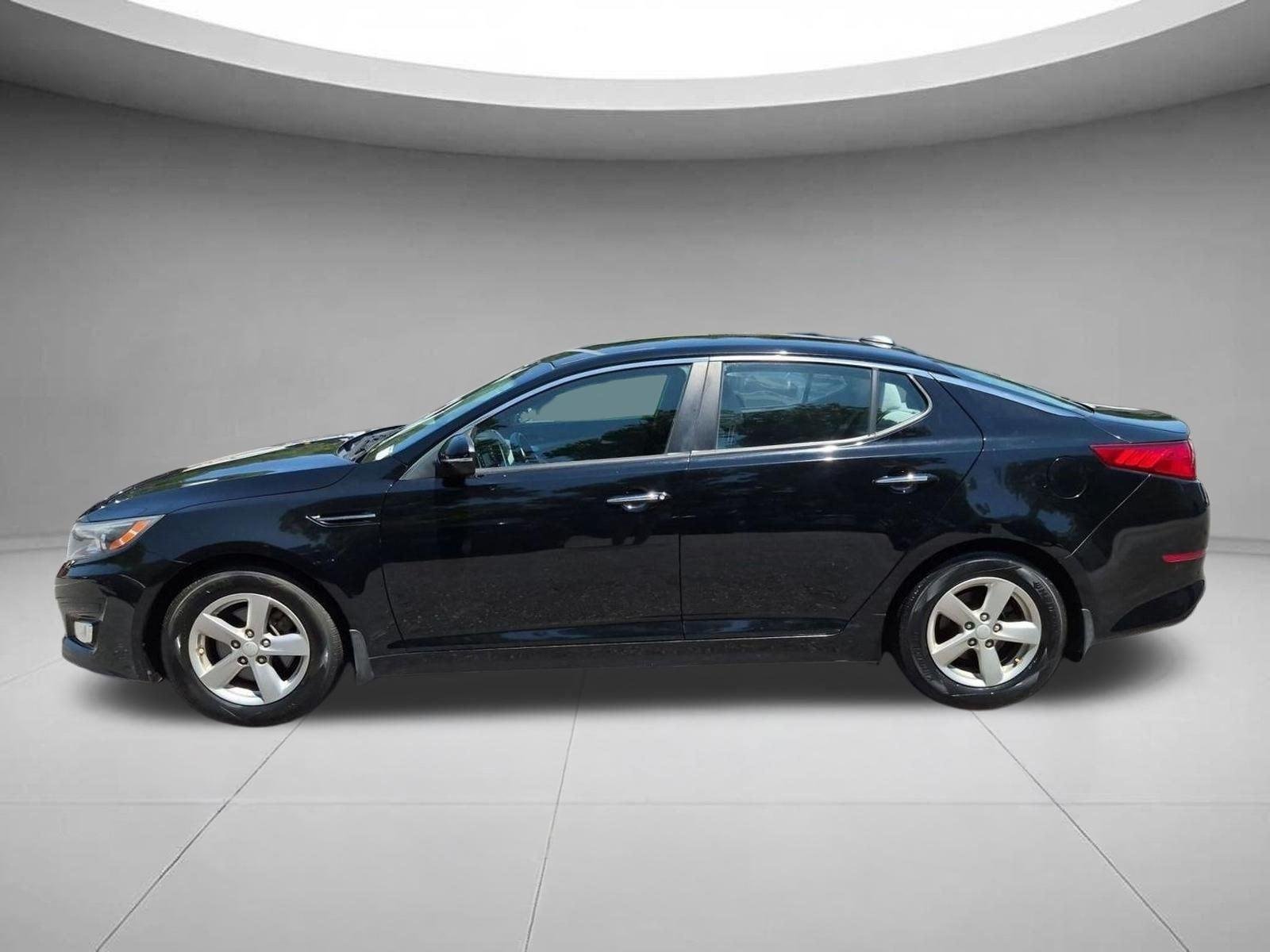 Used 2015 Ebony Black Kia LX image 2