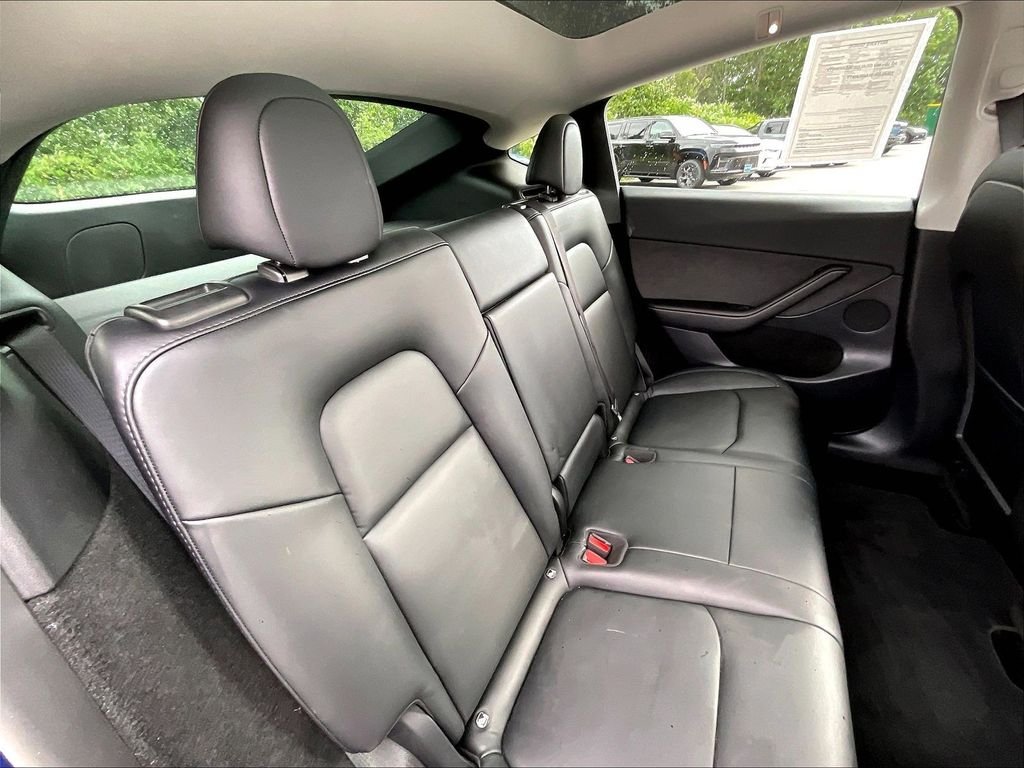 Used 2022 Deep Blue Metallic Tesla Long Range image 15