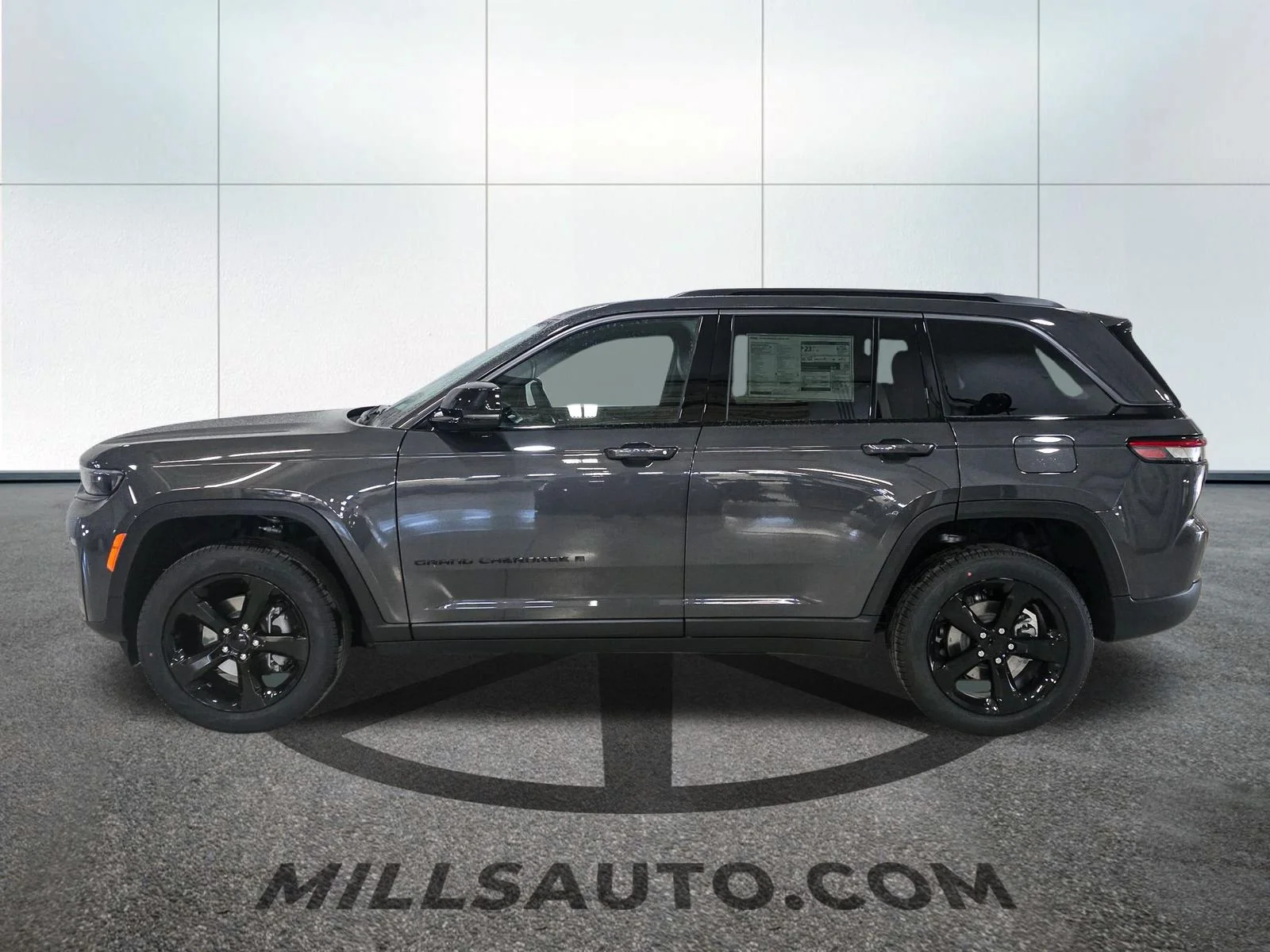 New 2026 Baltic Gray Metallic Clearcoat Jeep Limited image 3