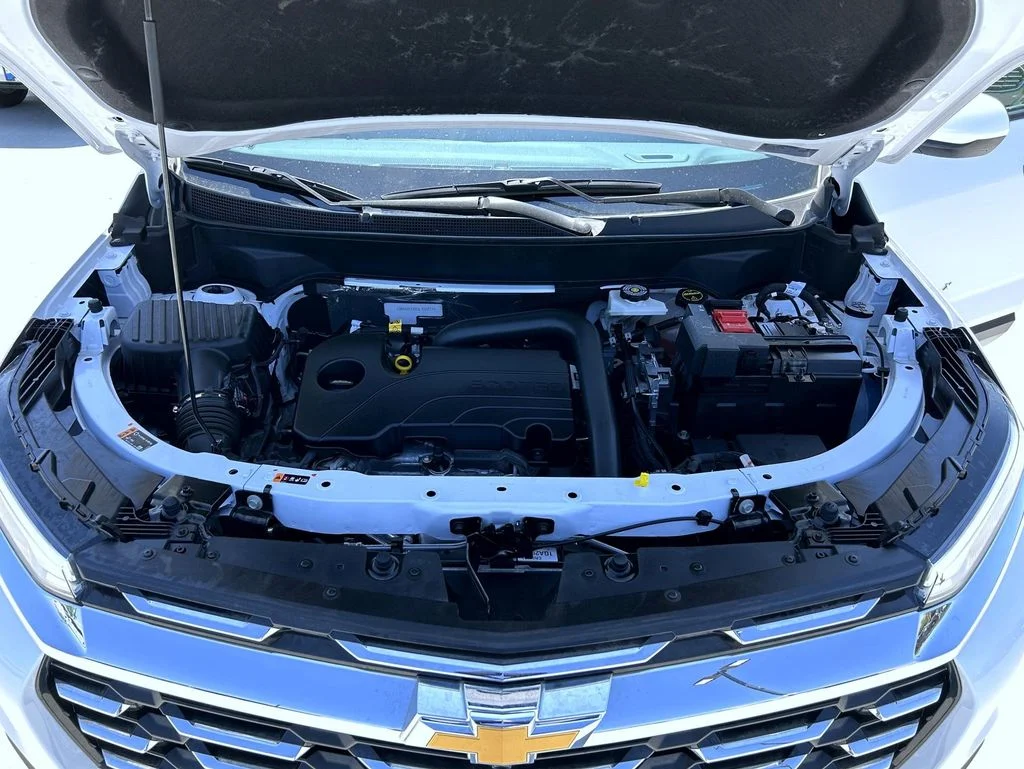 2025 Chevrolet Equinox LT - Photo 25