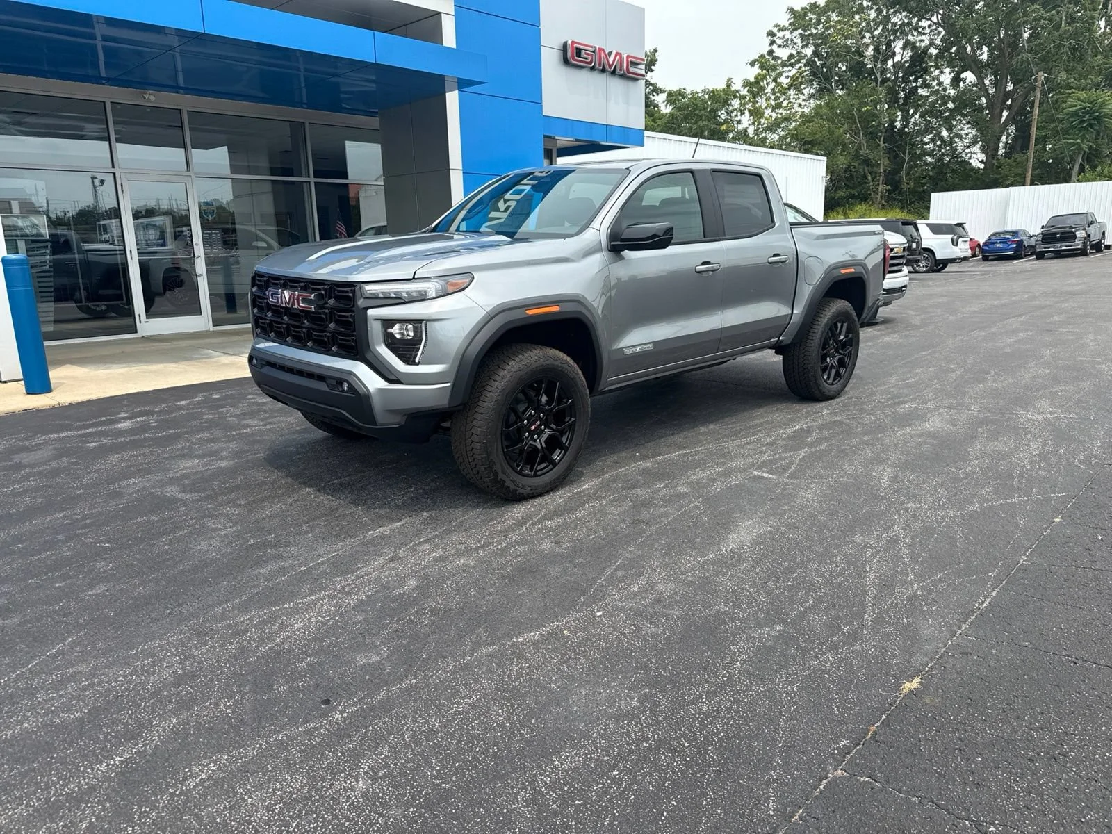 2026 GMC Canyon Elevation - Photo 2