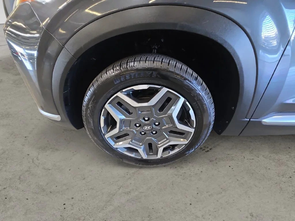 Used 2023 Gray Hyundai SEL Premium image 13