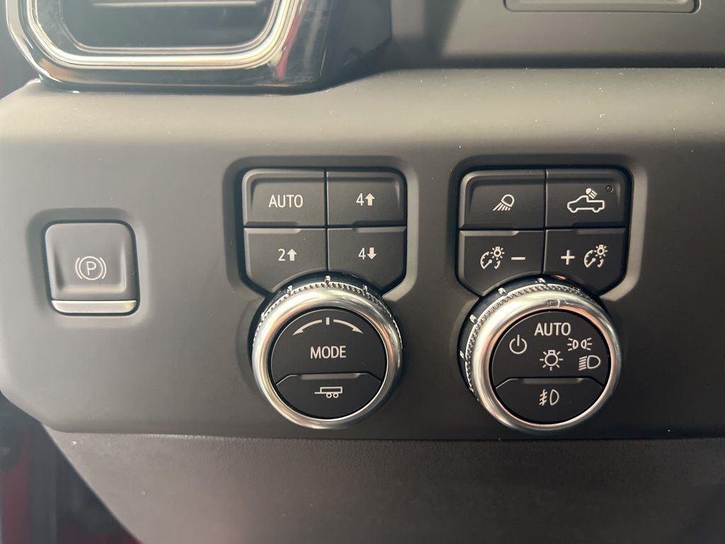 Used 2023 Volcanic Red GMC Denali image 10
