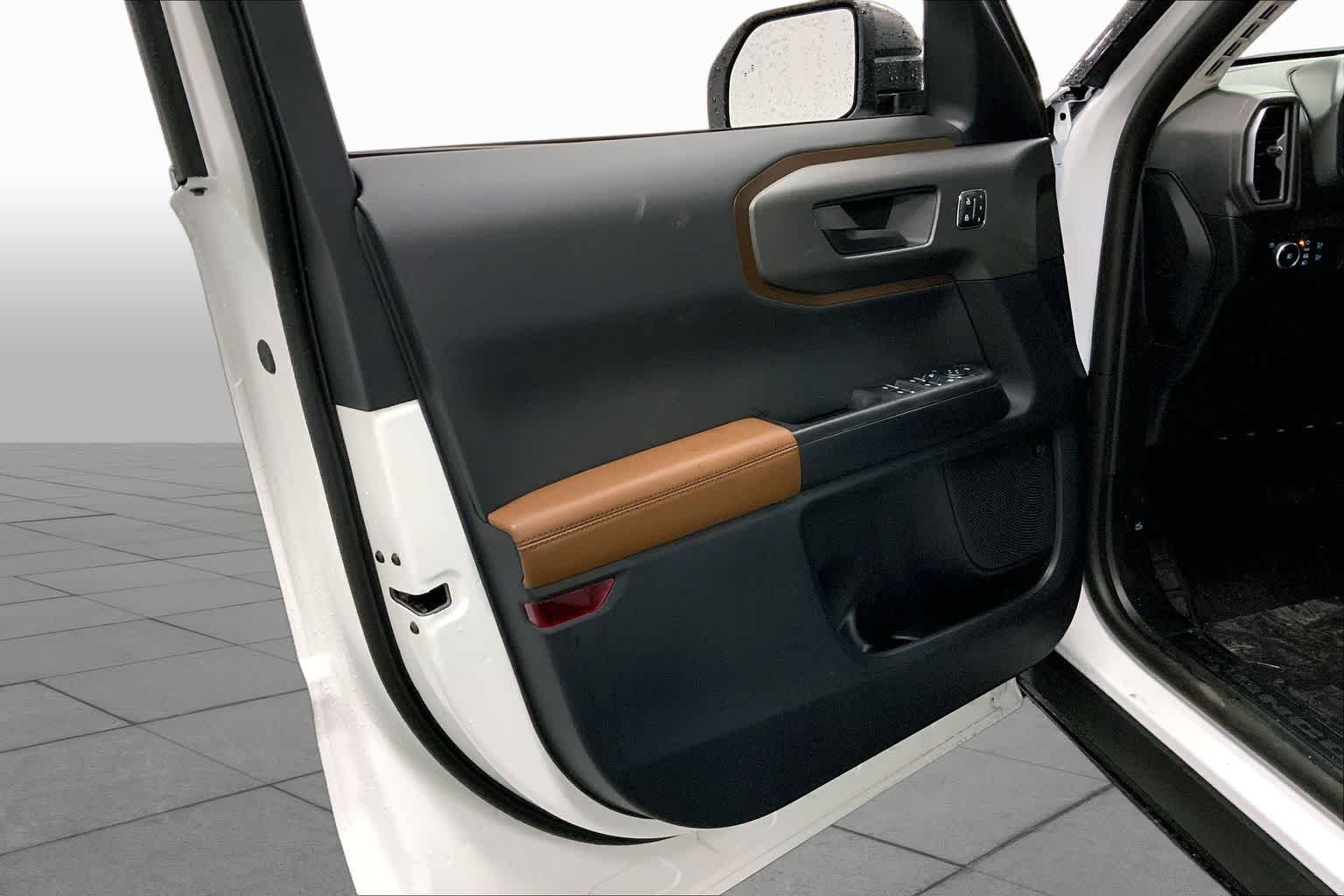 New 2026 Oxford White Ford Outer Banks® image 10