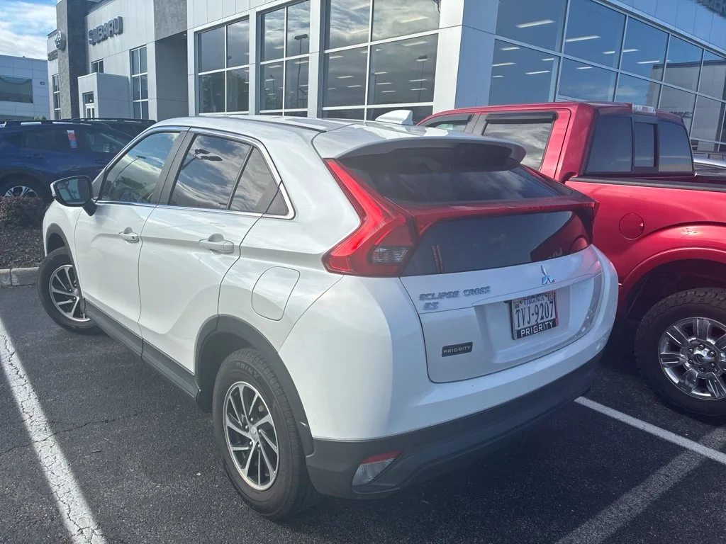 Used 2020 White Mitsubishi ES image 3
