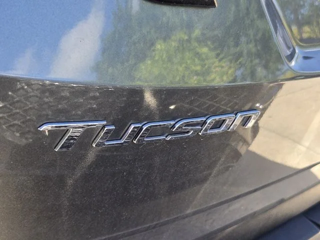 Used 2022 Gray Hyundai SEL image 9