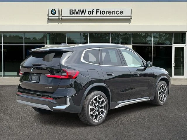Used 2025 Black BMW xDrive28i image 6