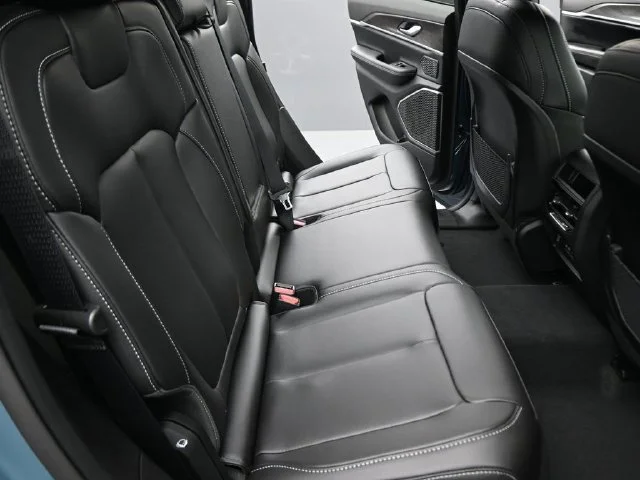 New 2026 Steel Blue Exterior Paint Jeep Limited image 23