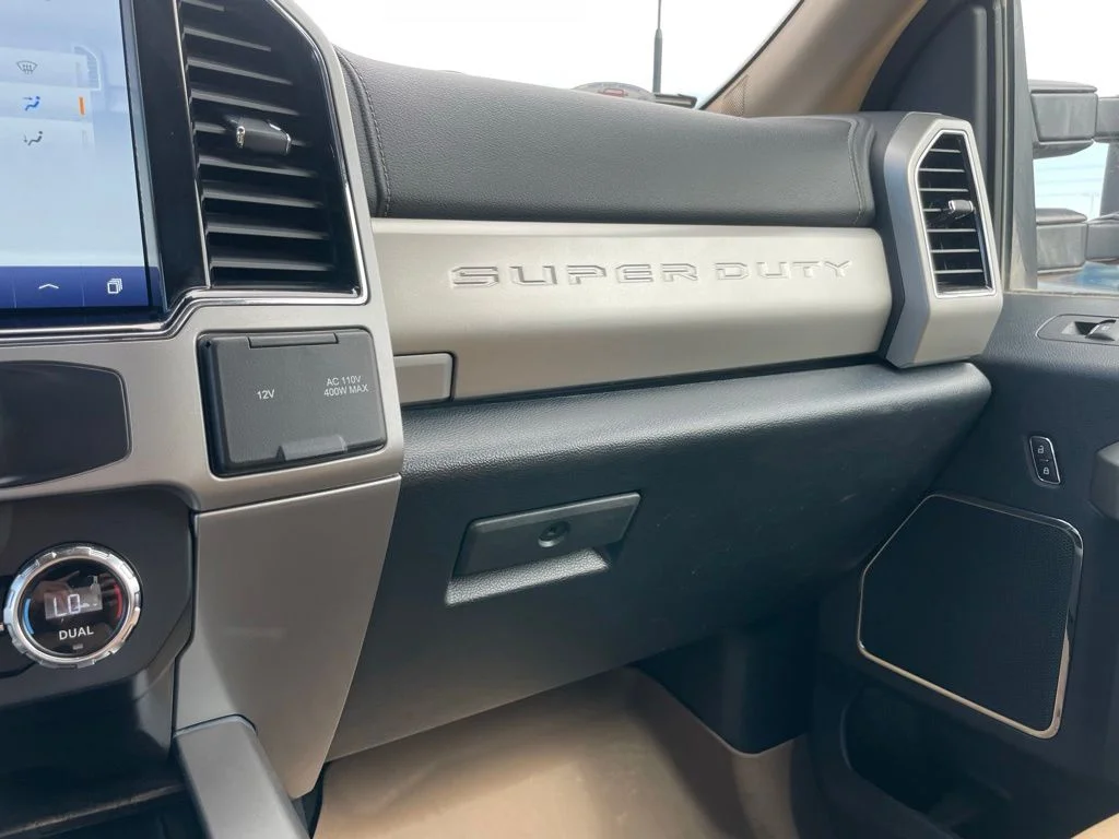 Used 2022 Red Metallic Ford Lariat image 53