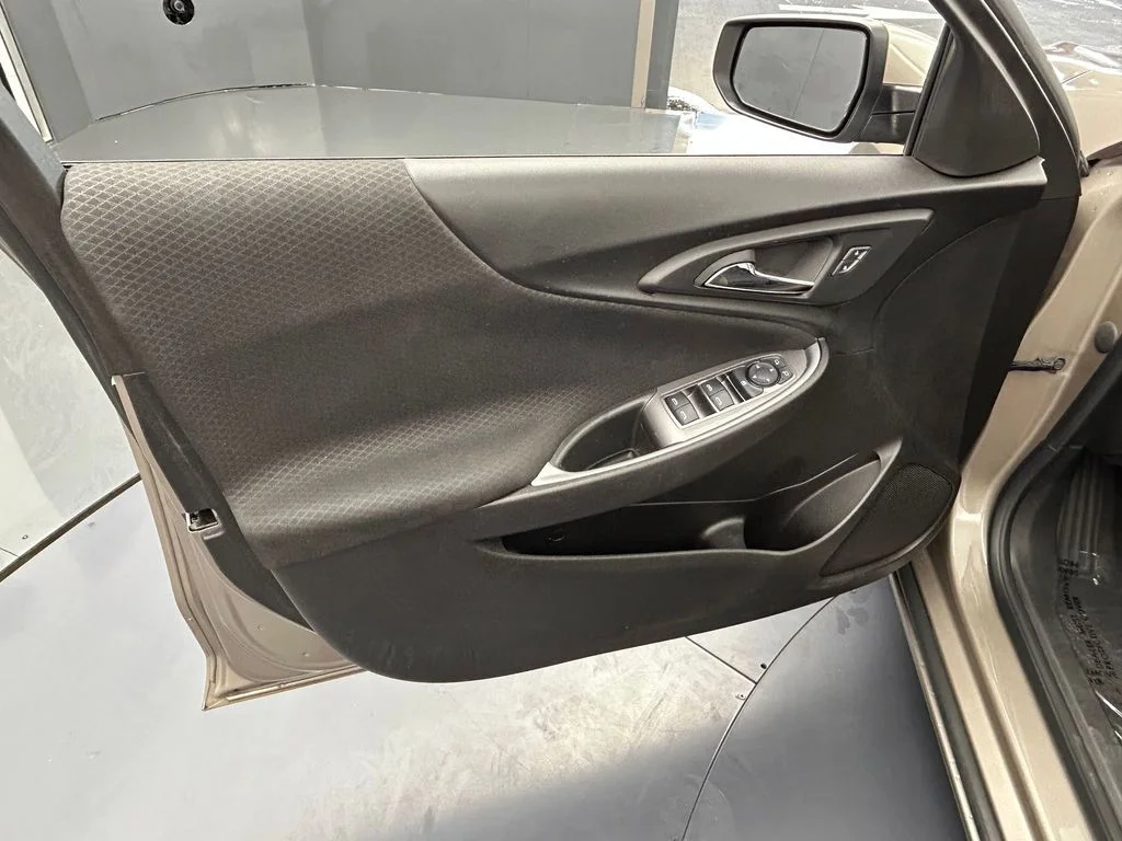 Used 2024 Mineral Gray Metallic Chevrolet LT image 38