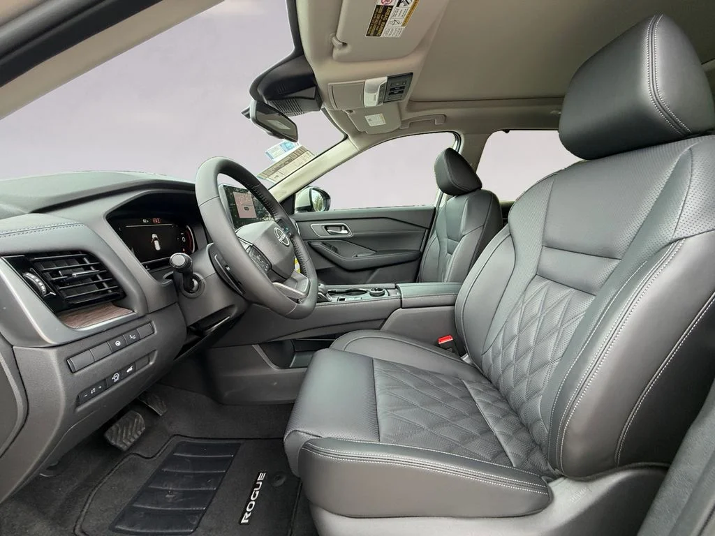 New 2026 Gold Nissan Platinum image 10