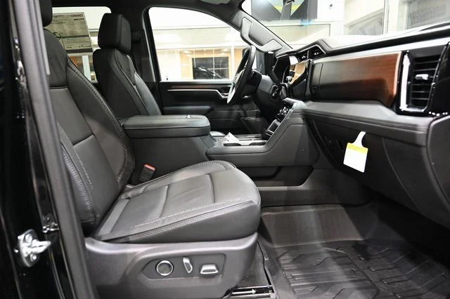 2026 GMC Sierra 2500HD Denali - Photo 14