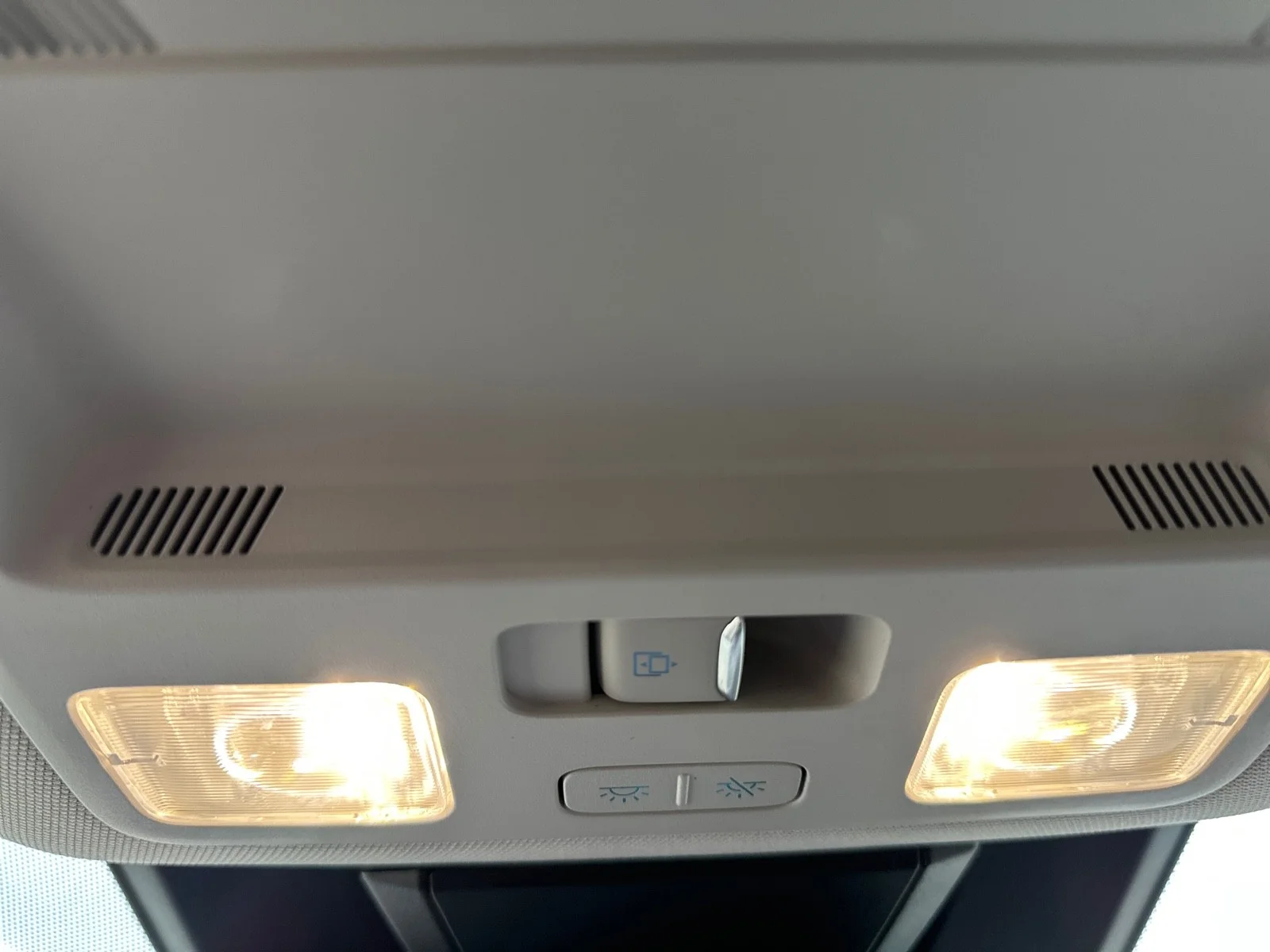 New 2024 Cactus Gray Ford LARIAT image 38
