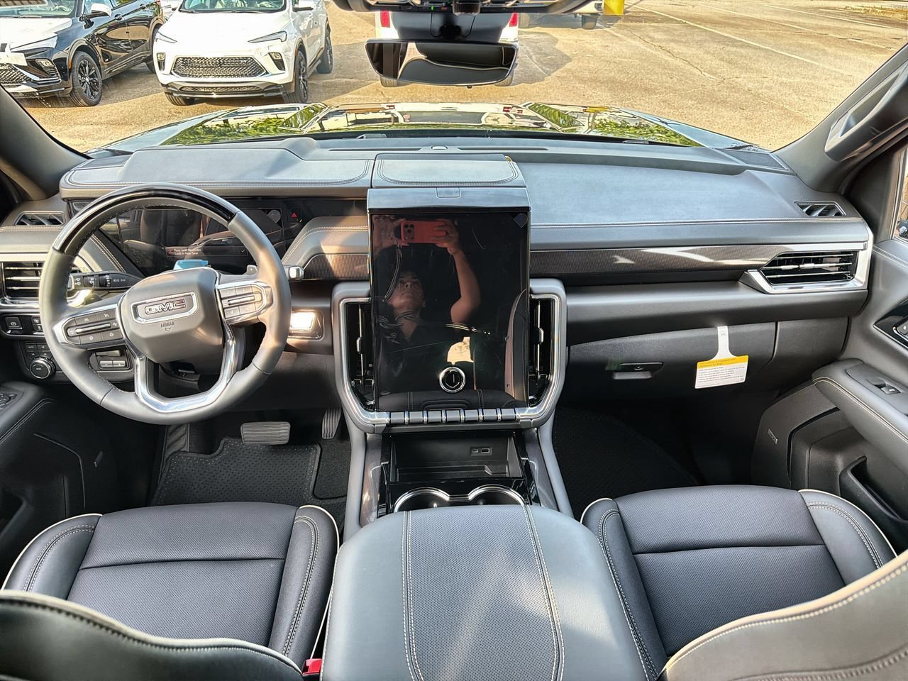 New 2026 Onyx Black GMC Elevation image 17