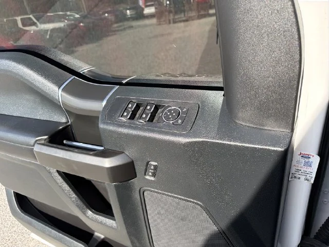 Used 2020 White Ford XLT image 21