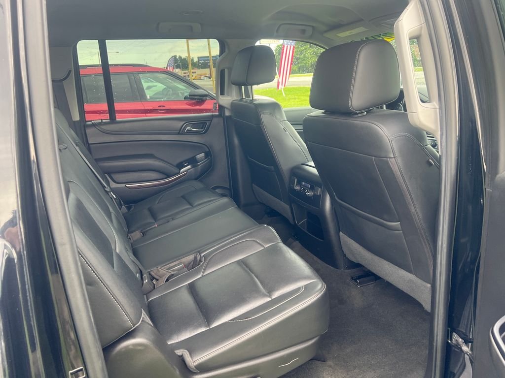 Used 2018 Black GMC SLT image 25
