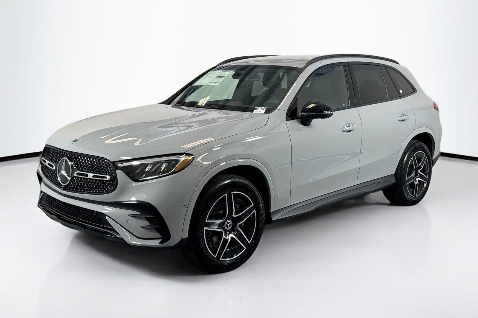New 2026 Manufaktur Alpine Grey Mercedes-Benz GLC 300 image 1