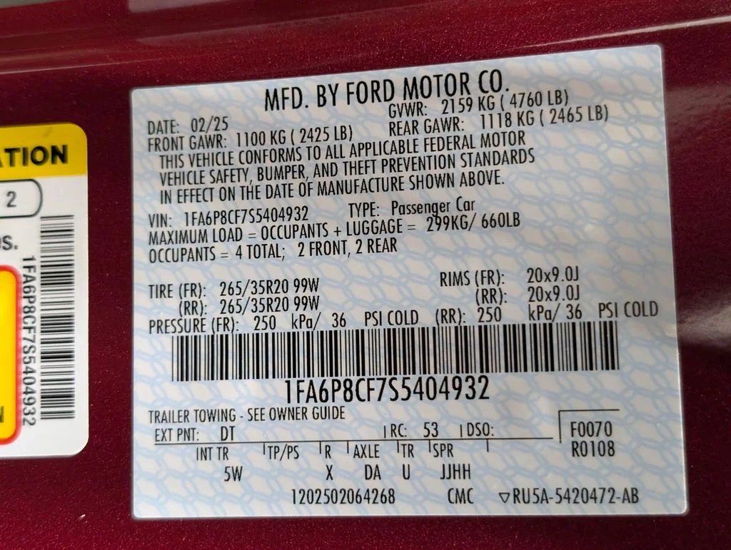 Certified Used 2025 Molten Ford GT Premium image 19