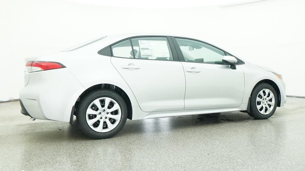 New 2027 Classic Silver Metallic Toyota LE image 15