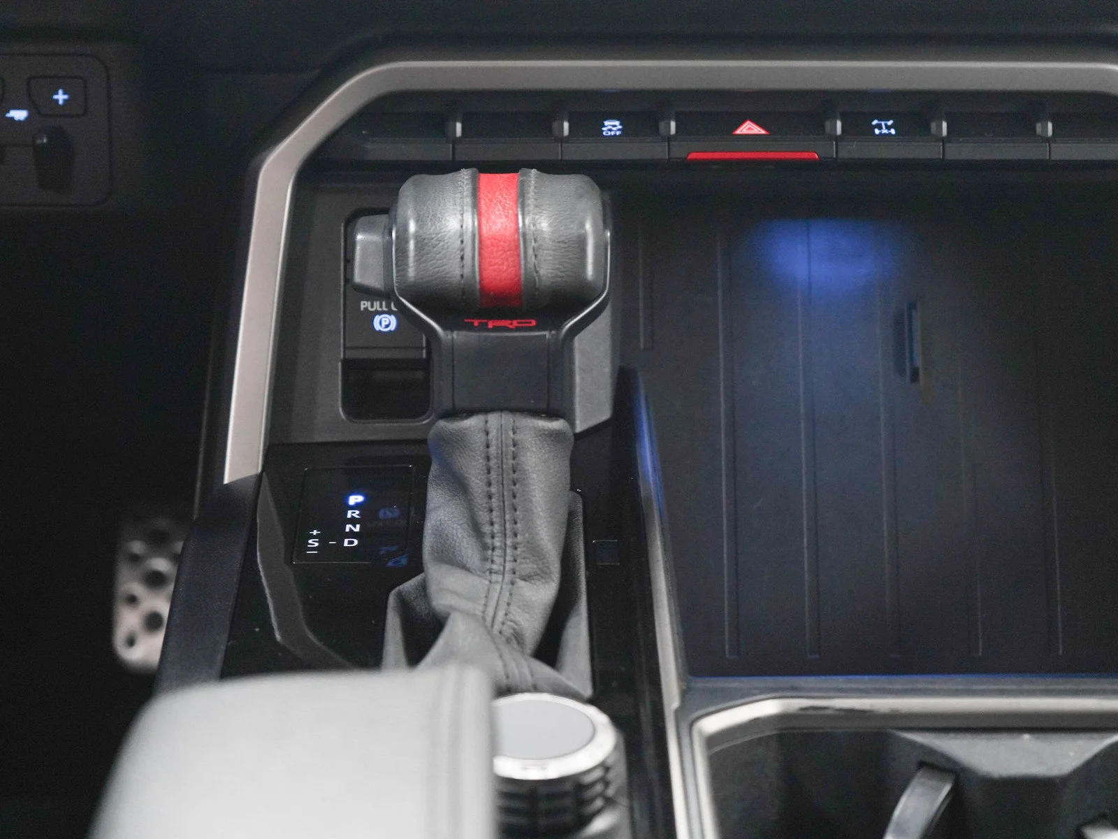 Used 2022 Gunmetal Toyota SR5 image 19