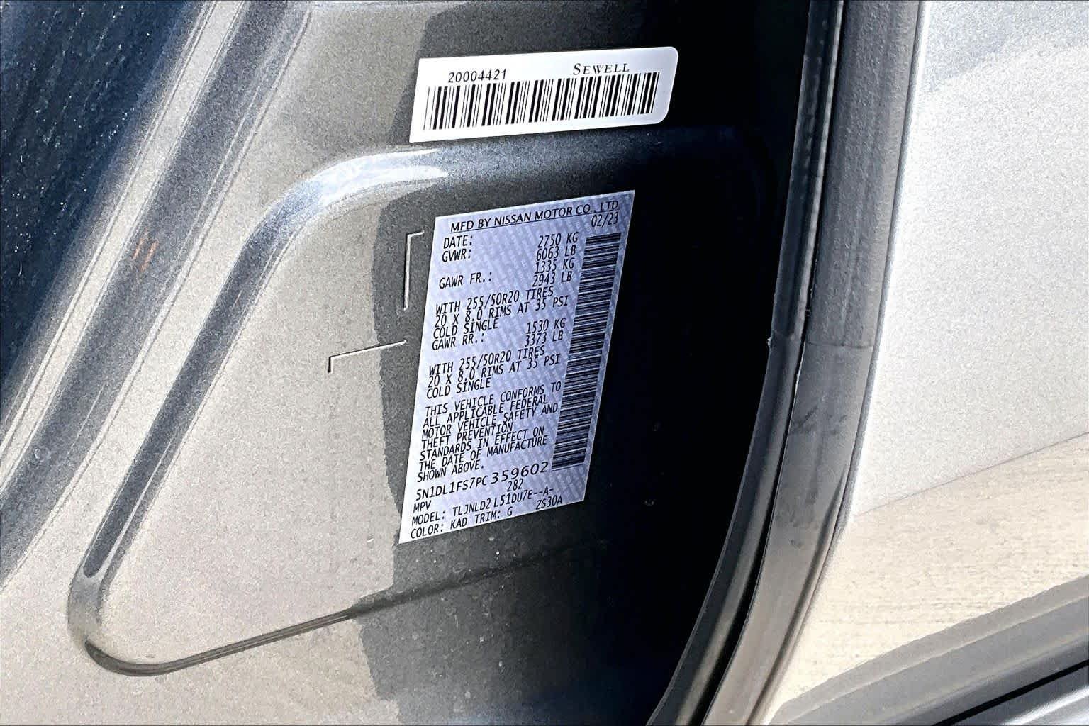 Used 2023 Graphite Shadow INFINITI LUXE image 34
