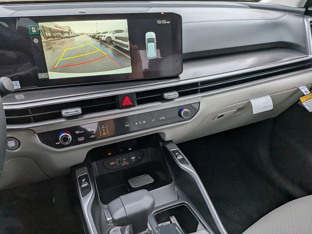 New 2026 White Pearl Kia EX image 19